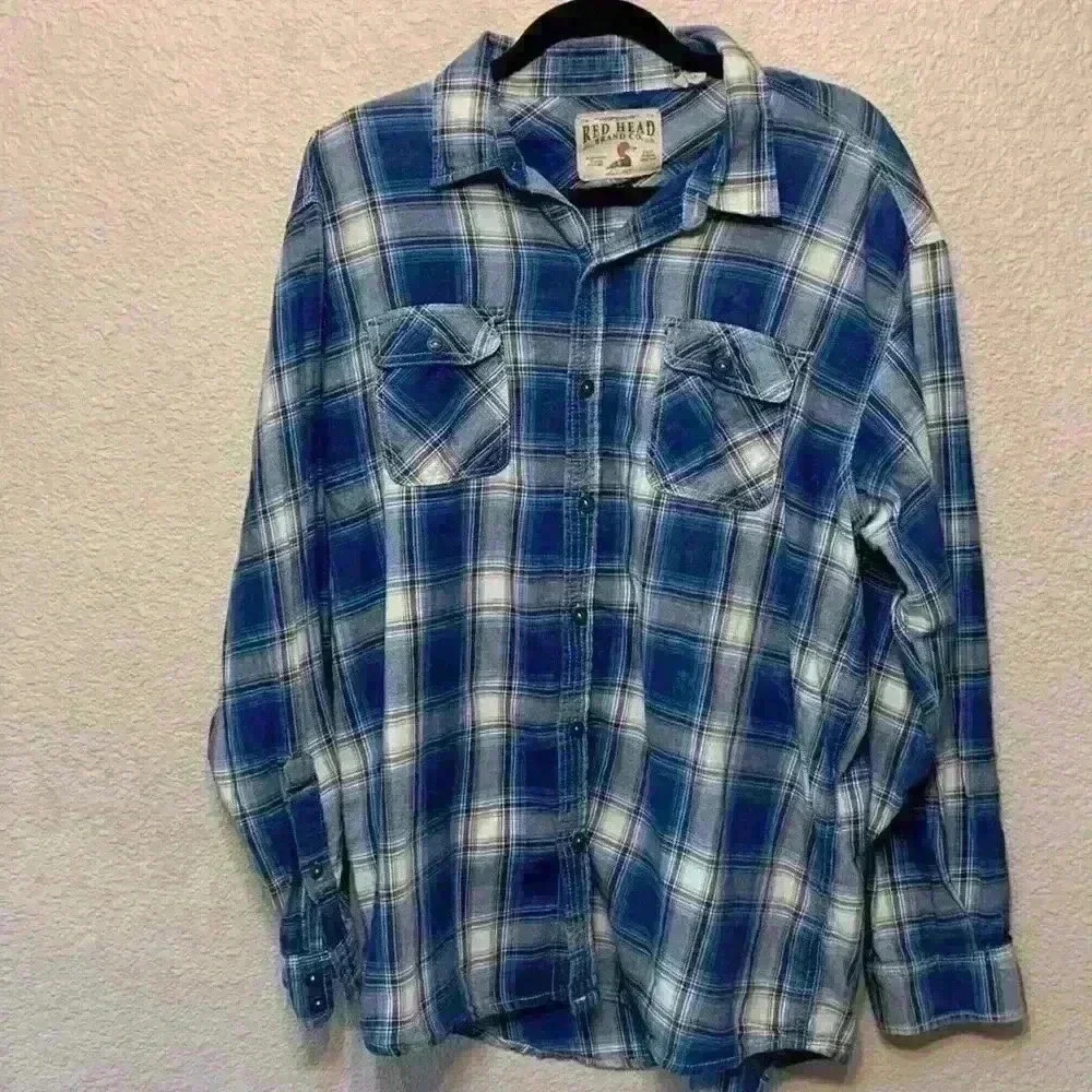 Red Head Blue plaid flannel sz L fall casual date night winter plaid outdoor